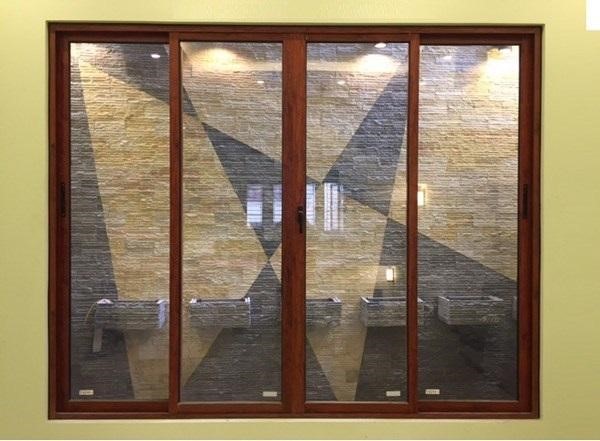 Mẫu cửa đổ nhôm Xingfa tem đỏ kiểu chớp lật