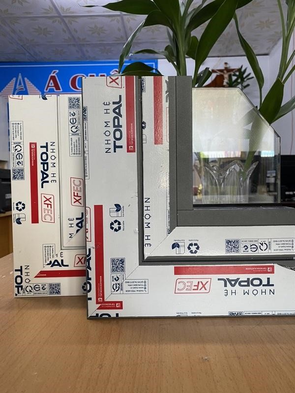 Mẫu cửa nhôm Topal Xingfa EC