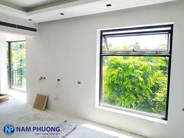 Lắp đặt cửa sổ mở hất 1 cánh