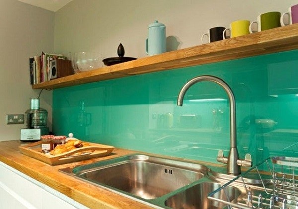 Kính ốp bếp xanh ngọc là sự lựa chọn số 1 cho căn bếp của mình